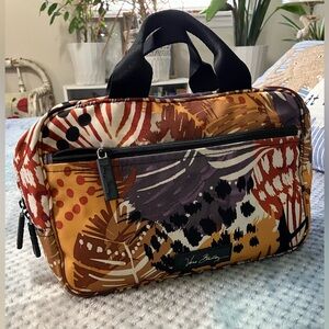 Pretty Vera Bradley purse